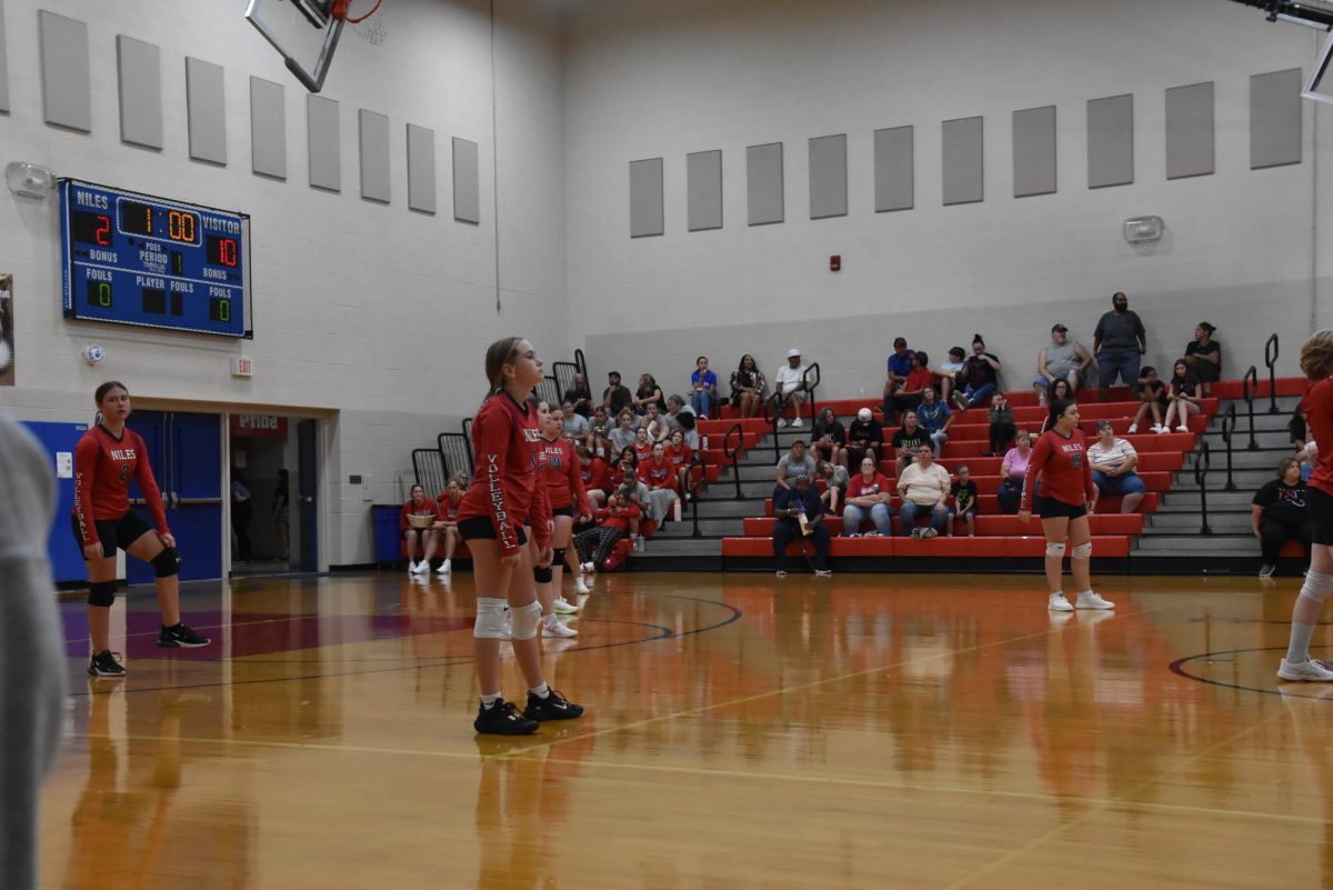 Niles ready for a serve recieve!