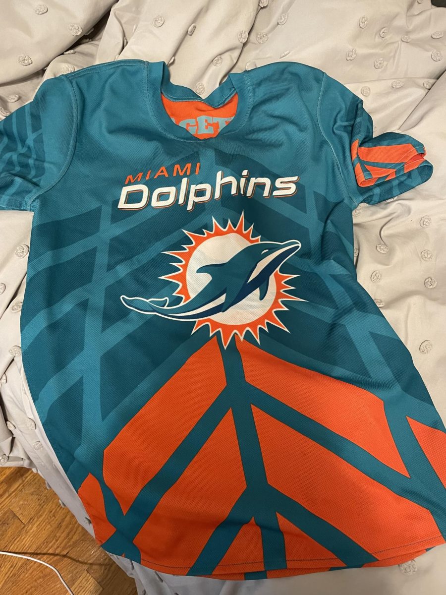 Front side of the blue jersey.