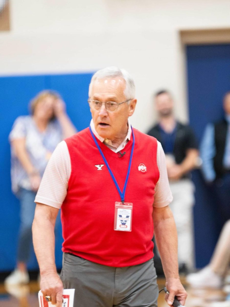 Ohio's Lieutenant Governor Jim Tressel explaining Team Tressel.