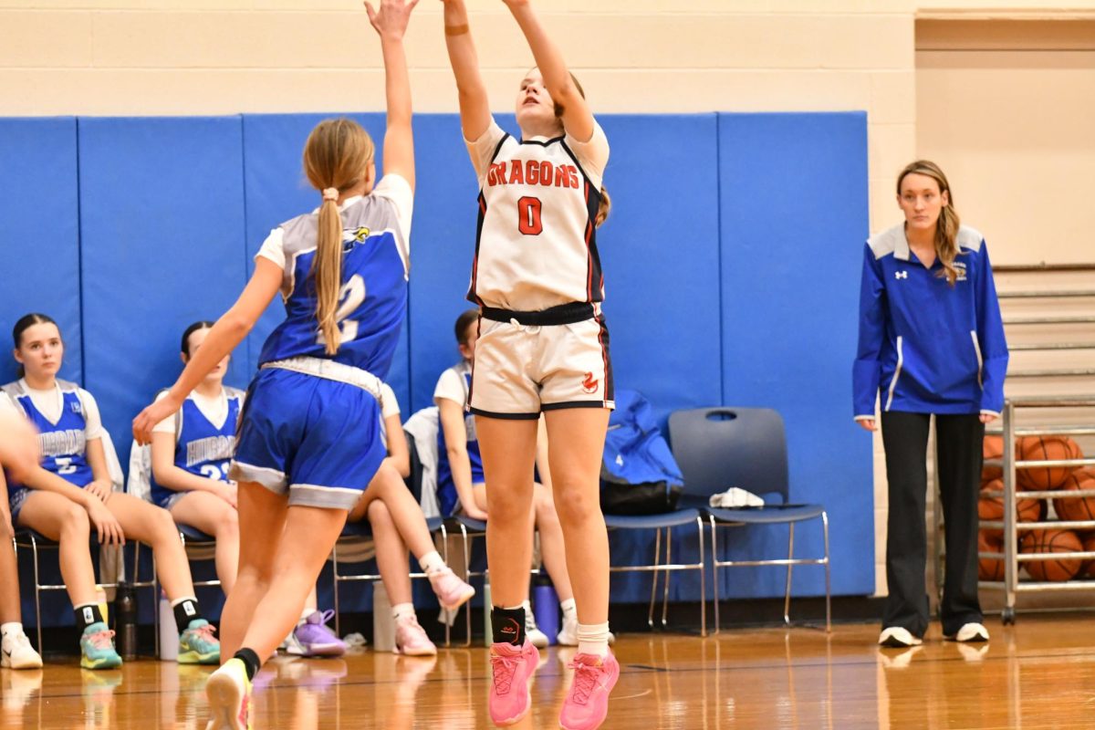 Jess going for the 3!